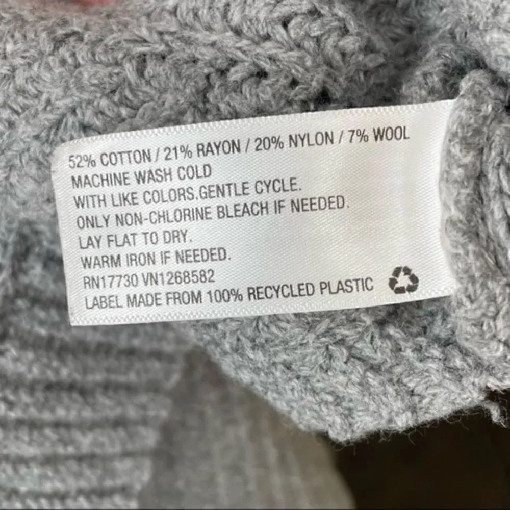 Toms for Target gray wool blend pull over sweater, size extra small - Picture 6 of 6